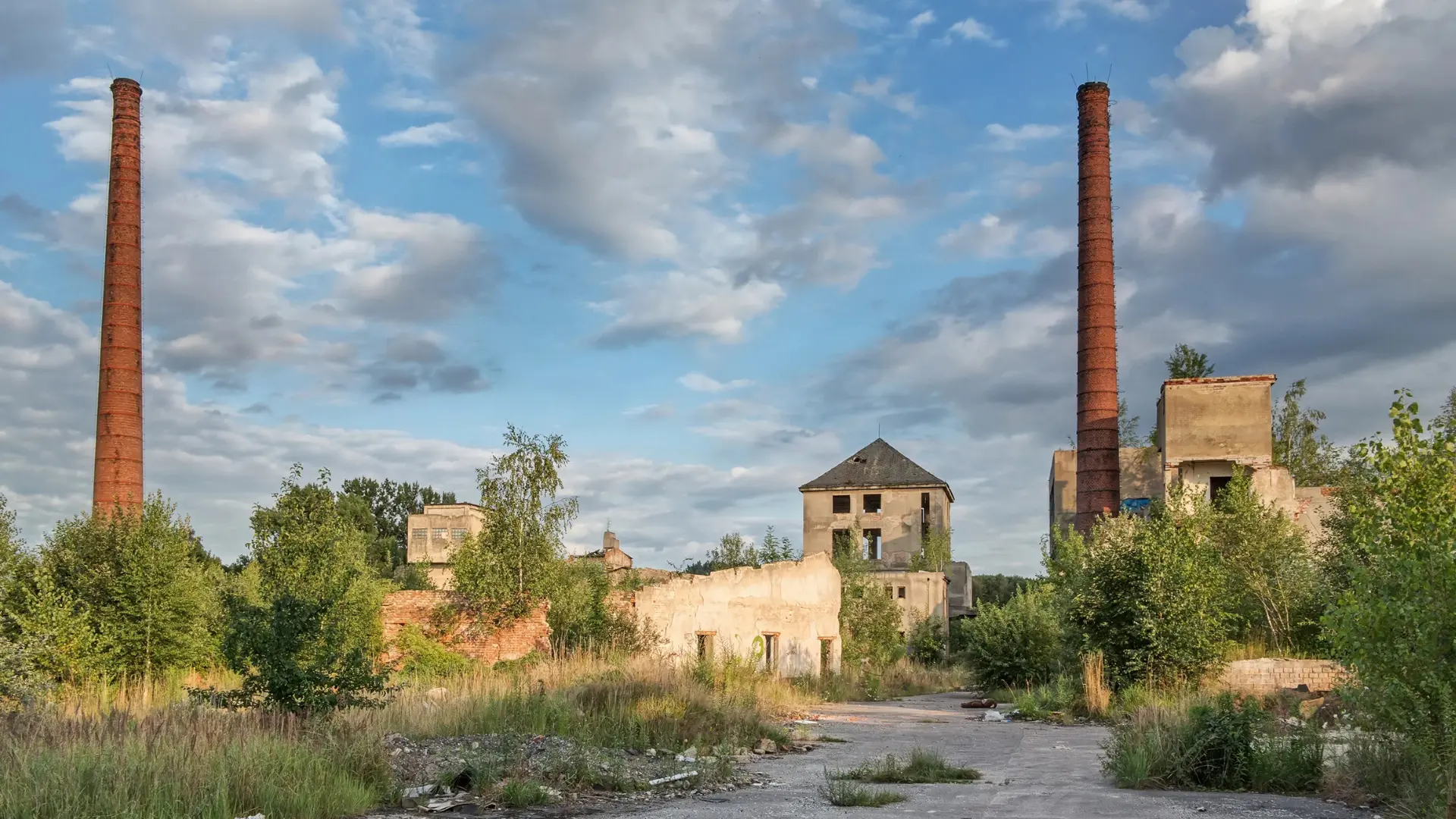 Safety Eye CCTV monitoring system deployed at abandoned industrial site